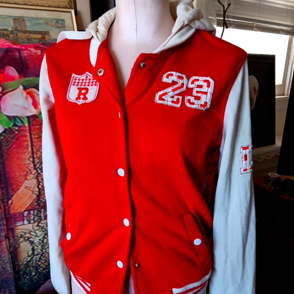 Women's sweater